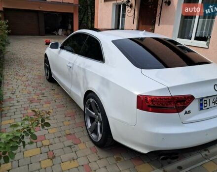 Ауди А5 2011 в Гадяче на Automoto.ua Белый Ауди А5, объемом двигателя 1.98 л и пробегом 201 тыс. км за 11500 $, фото 1 на Automoto.ua