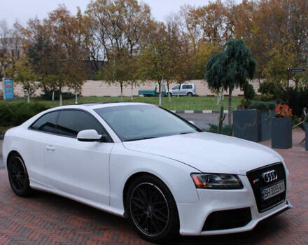 Белый Ауди А5, объемом двигателя 1.98 л и пробегом 222 тыс. км за 11700 $, фото 1 на Automoto.ua