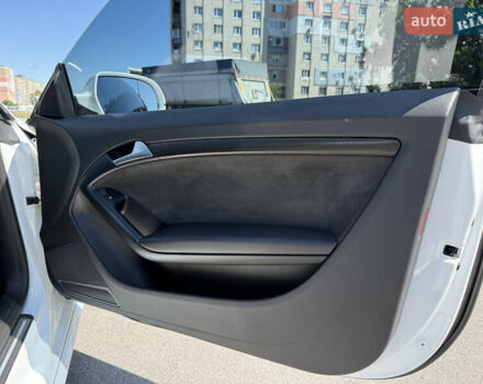 Белый Ауди А5, объемом двигателя 1.98 л и пробегом 152 тыс. км за 11900 $, фото 10 на Automoto.ua