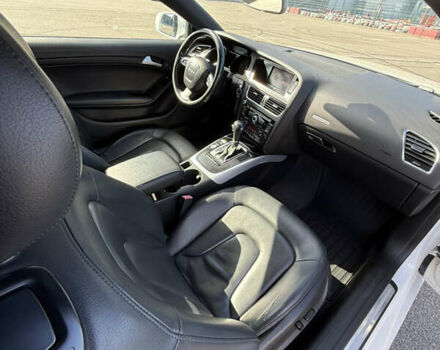 Белый Ауди А5, объемом двигателя 1.98 л и пробегом 218 тыс. км за 9990 $, фото 26 на Automoto.ua