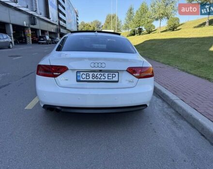 Білий Ауді A5, об'ємом двигуна 1.98 л та пробігом 139 тис. км за 10700 $, фото 5 на Automoto.ua