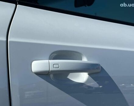 Белый Ауди А5, объемом двигателя 2 л и пробегом 163 тыс. км за 11990 $, фото 34 на Automoto.ua