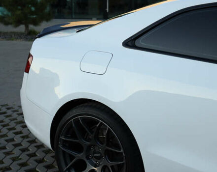 Ауди А5 2013 в Хмельницком на Automoto.ua Белый Ауди А5, объемом двигателя 2 л и пробегом 181 тыс. км за 15000 $, фото 18 на Automoto.ua