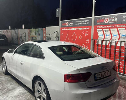 Білий Ауді A5, об'ємом двигуна 2 л та пробігом 259 тис. км за 10000 $, фото 16 на Automoto.ua