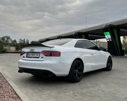 Белый Ауди А5, объемом двигателя 2 л и пробегом 122 тыс. км за 13500 $, фото 2 на Automoto.ua