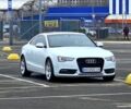Білий Ауді A5, об'ємом двигуна 2 л та пробігом 153 тис. км за 13000 $, фото 1 на Automoto.ua