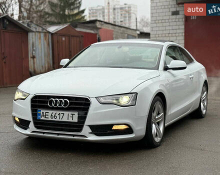 Білий Ауді A5, об'ємом двигуна 2 л та пробігом 259 тис. км за 10000 $, фото 7 на Automoto.ua