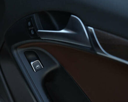 Ауди А5 2013 в Хмельницком на Automoto.ua Белый Ауди А5, объемом двигателя 2 л и пробегом 181 тыс. км за 15000 $, фото 4 на Automoto.ua