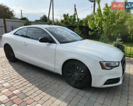Білий Ауді A5, об'ємом двигуна 2 л та пробігом 210 тис. км за 12000 $, фото 2 на Automoto.ua