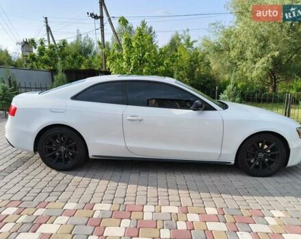 Білий Ауді A5, об'ємом двигуна 2 л та пробігом 210 тис. км за 12000 $, фото 1 на Automoto.ua