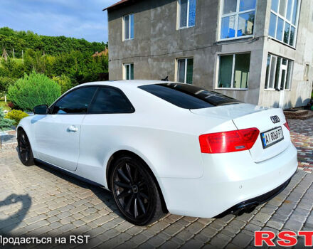 Білий Ауді A5, об'ємом двигуна 2 л та пробігом 210 тис. км за 11500 $, фото 4 на Automoto.ua