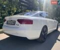 Білий Ауді A5, об'ємом двигуна 2 л та пробігом 166 тис. км за 17900 $, фото 4 на Automoto.ua