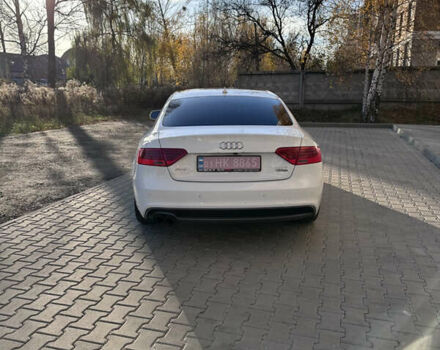 Білий Ауді A5, об'ємом двигуна 2 л та пробігом 112 тис. км за 14000 $, фото 4 на Automoto.ua