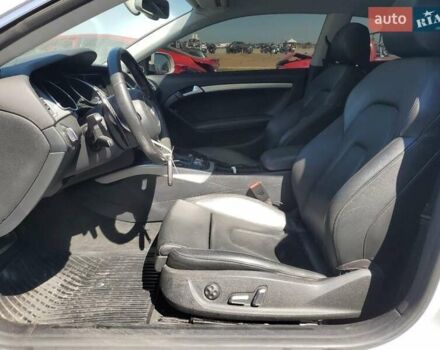 Белый Ауди А5, объемом двигателя 2 л и пробегом 184 тыс. км за 1900 $, фото 6 на Automoto.ua