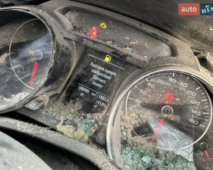 Белый Ауди А5, объемом двигателя 2 л и пробегом 140 тыс. км за 5000 $, фото 7 на Automoto.ua
