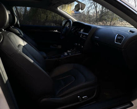 Білий Ауді A5, об'ємом двигуна 2 л та пробігом 112 тис. км за 14000 $, фото 13 на Automoto.ua