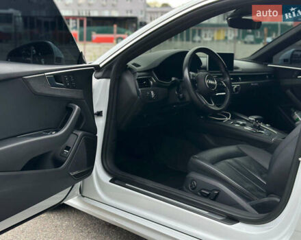 Белый Ауди А5, объемом двигателя 1.98 л и пробегом 140 тыс. км за 20750 $, фото 16 на Automoto.ua