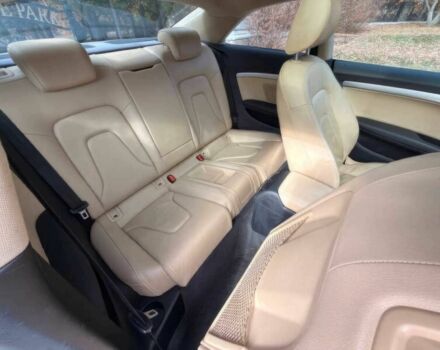 Белый Ауди А5, объемом двигателя 2 л и пробегом 76 тыс. км за 3500 $, фото 8 на Automoto.ua