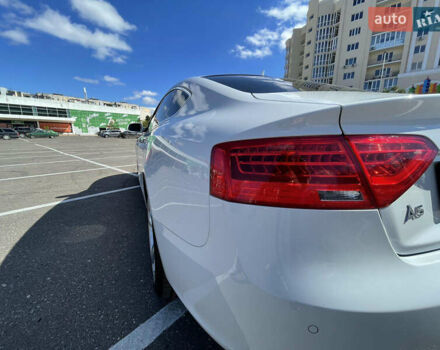 Білий Ауді A5, об'ємом двигуна 1.8 л та пробігом 83 тис. км за 20000 $, фото 10 на Automoto.ua