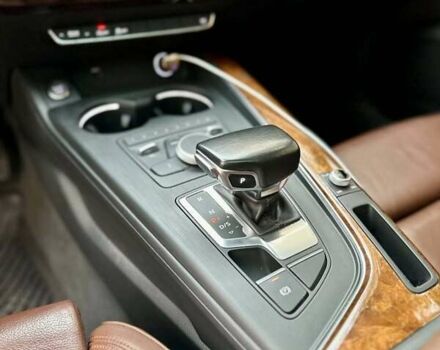 Белый Ауди А5, объемом двигателя 1.98 л и пробегом 190 тыс. км за 21000 $, фото 9 на Automoto.ua