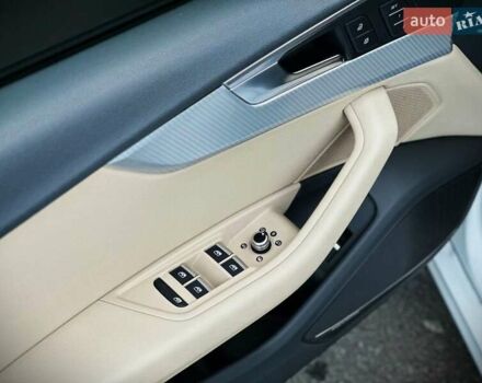 Білий Ауді A5, об'ємом двигуна 1.98 л та пробігом 80 тис. км за 18900 $, фото 20 на Automoto.ua