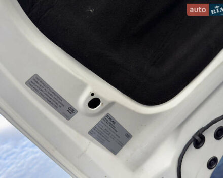 Ауди А5 2017 в Киеве на Automoto.ua Белый Ауди А5, объемом двигателя 1.98 л и пробегом 133 тыс. км за 22800 $, фото 95 на Automoto.ua