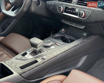 Ауди А5 2017 в Киеве на Automoto.ua Белый Ауди А5, объемом двигателя 1.98 л и пробегом 133 тыс. км за 22800 $, фото 79 на Automoto.ua