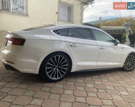 Белый Ауди А5, объемом двигателя 2 л и пробегом 180 тыс. км за 28700 $, фото 4 на Automoto.ua