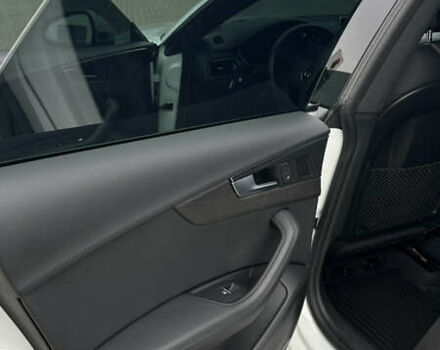 Білий Ауді A5, об'ємом двигуна 1.98 л та пробігом 109 тис. км за 27900 $, фото 12 на Automoto.ua