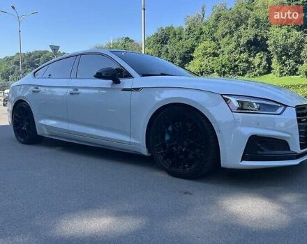 Білий Ауді A5, об'ємом двигуна 1.98 л та пробігом 81 тис. км за 27850 $, фото 2 на Automoto.ua