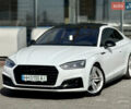 Білий Ауді A5, об'ємом двигуна 2 л та пробігом 60 тис. км за 27500 $, фото 3 на Automoto.ua