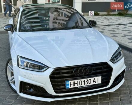 Белый Ауди А5, объемом двигателя 1.98 л и пробегом 135 тыс. км за 23800 $, фото 1 на Automoto.ua