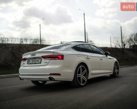 Белый Ауди А5, объемом двигателя 1.98 л и пробегом 114 тыс. км за 27000 $, фото 7 на Automoto.ua