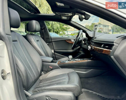 Белый Ауди А5, объемом двигателя 1.98 л и пробегом 172 тыс. км за 24699 $, фото 3 на Automoto.ua