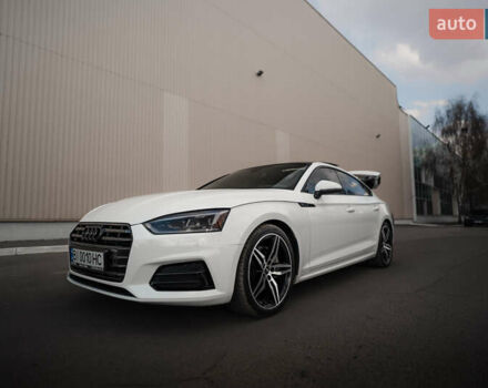 Белый Ауди А5, объемом двигателя 1.98 л и пробегом 114 тыс. км за 27000 $, фото 5 на Automoto.ua