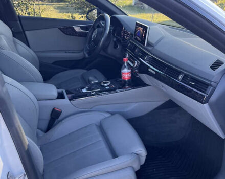 Білий Ауді A5, об'ємом двигуна 2 л та пробігом 131 тис. км за 22000 $, фото 1 на Automoto.ua