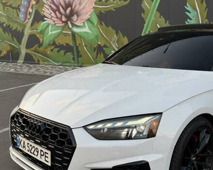 Белый Ауди А5, объемом двигателя 1.98 л и пробегом 70 тыс. км за 30000 $, фото 7 на Automoto.ua