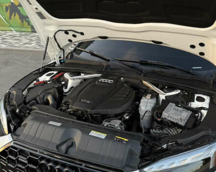 Белый Ауди А5, объемом двигателя 1.98 л и пробегом 70 тыс. км за 30000 $, фото 29 на Automoto.ua