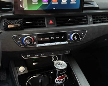 Белый Ауди А5, объемом двигателя 1.98 л и пробегом 70 тыс. км за 30000 $, фото 21 на Automoto.ua