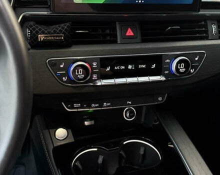 Белый Ауди А5, объемом двигателя 1.98 л и пробегом 70 тыс. км за 30000 $, фото 27 на Automoto.ua