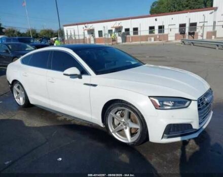 Білий Ауді A5, об'ємом двигуна 2 л та пробігом 105 тис. км за 6500 $, фото 1 на Automoto.ua