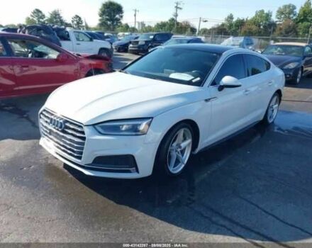 Білий Ауді A5, об'ємом двигуна 2 л та пробігом 105 тис. км за 6500 $, фото 5 на Automoto.ua