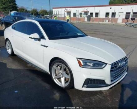 Білий Ауді A5, об'ємом двигуна 2 л та пробігом 105 тис. км за 6500 $, фото 6 на Automoto.ua