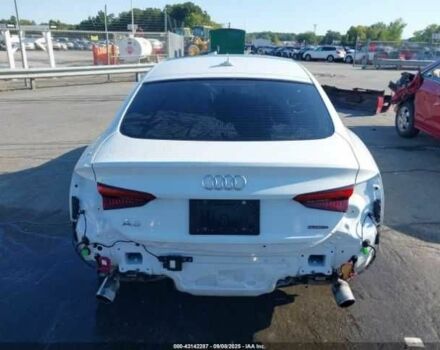 Білий Ауді A5, об'ємом двигуна 2 л та пробігом 105 тис. км за 6500 $, фото 2 на Automoto.ua