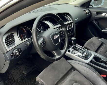 Белый Ауди А5, объемом двигателя 2 л и пробегом 151 тыс. км за 9900 $, фото 7 на Automoto.ua