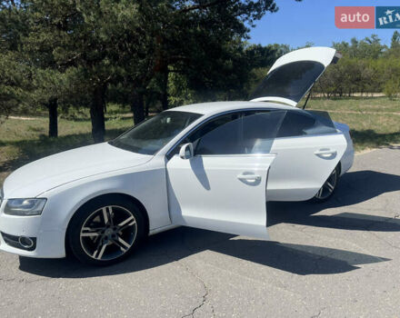 Ауди А5 2011 в Днепре (Днепропетровске) на Automoto.ua Белый Ауди А5, объемом двигателя 2 л и пробегом 144 тыс. км за 12000 $, фото 5 на Automoto.ua