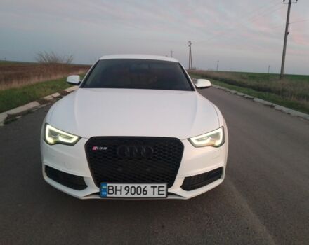 Білий Ауді A5, об'ємом двигуна 2 л та пробігом 130 тис. км за 12700 $, фото 2 на Automoto.ua