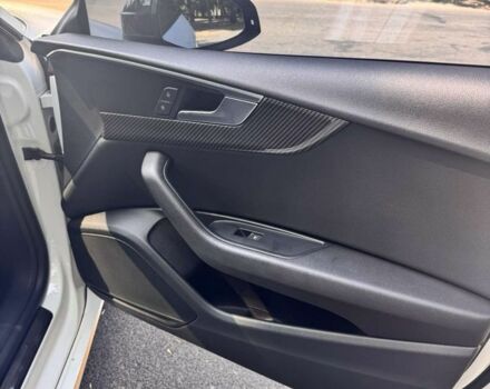Білий Ауді A5, об'ємом двигуна 2 л та пробігом 145 тис. км за 28000 $, фото 5 на Automoto.ua