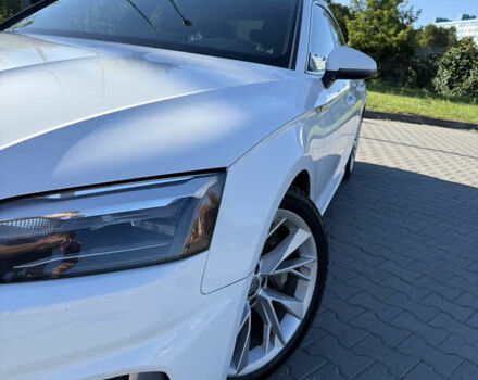Білий Ауді A5, об'ємом двигуна 1.98 л та пробігом 138 тис. км за 29999 $, фото 18 на Automoto.ua