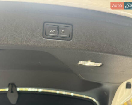 Ауді A5 2021 у Черкасах на Automoto.ua Білий Ауді A5, об'ємом двигуна 1.98 л та пробігом 65 тис. км за 33400 $, фото 21 на Automoto.ua